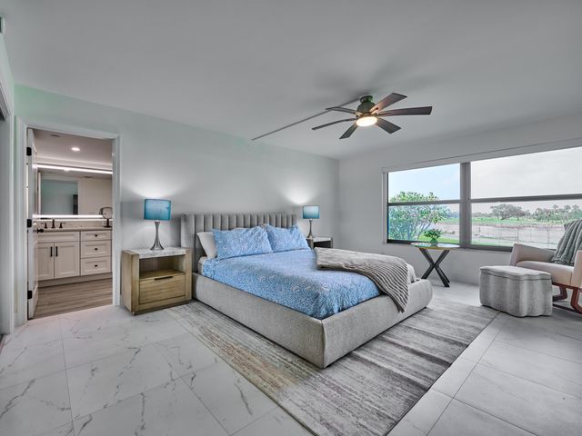 374 Golfview Road 106, North Palm Beach, FL 33408
