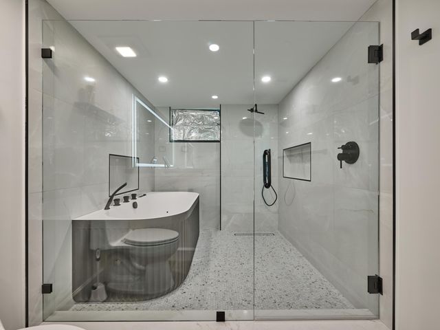 374 Golfview Road 106, North Palm Beach, FL 33408