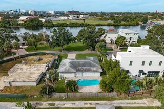 2205 N RIVERSIDE DRIVE, Tampa, FL 33602