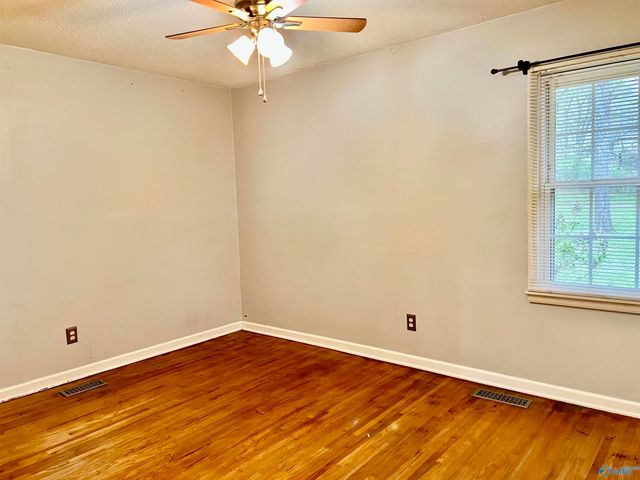 4810 Day Road, Hartselle, AL 35640