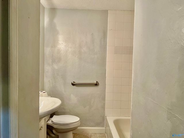 4810 Day Road, Hartselle, AL 35640