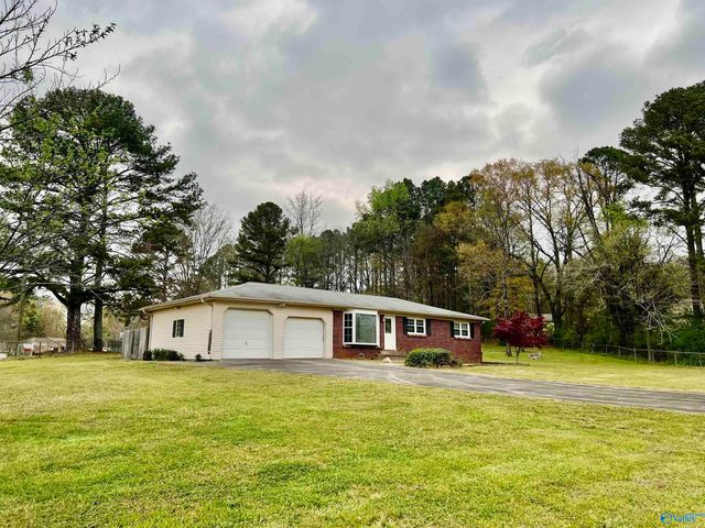 4810 Day Road, Hartselle, AL 35640