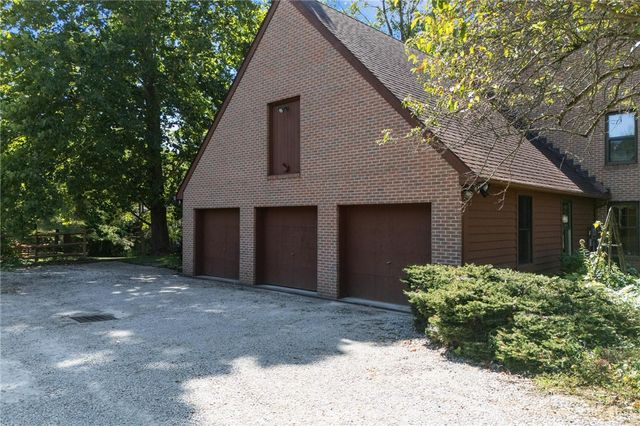 2361 Wilmington Road, Lebanon, OH 45036