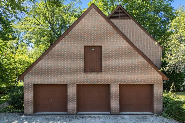 2361 Wilmington Road, Lebanon, OH 45036