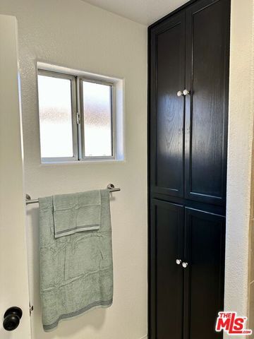 8110 S San Pedro Street, Los Angeles, CA 90003