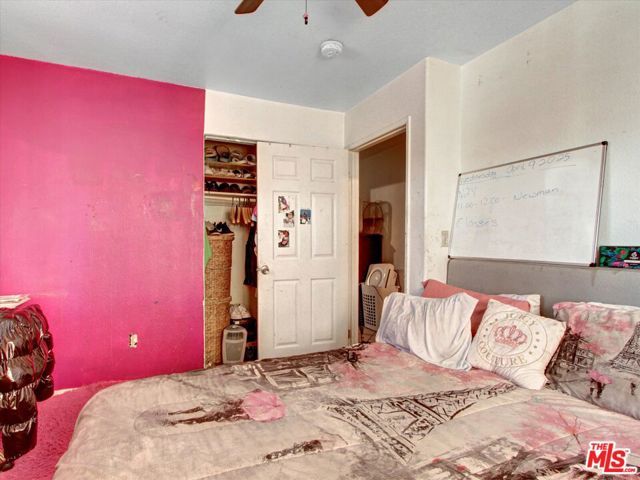 8110 S San Pedro Street, Los Angeles, CA 90003