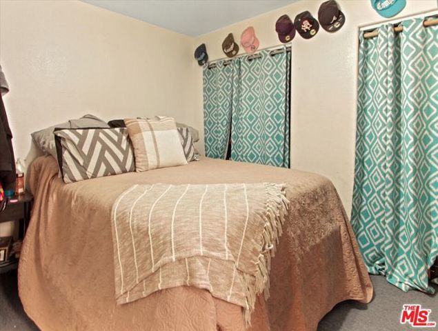 8110 S San Pedro Street, Los Angeles, CA 90003