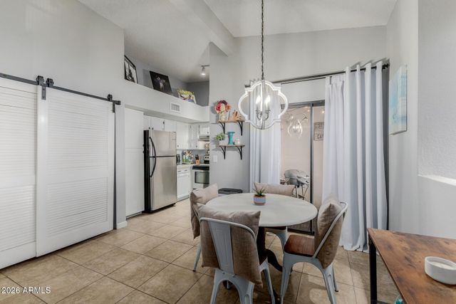 7300 N DREAMY DRAW Drive 208, Phoenix, AZ 85020