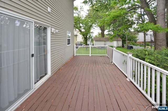 456 Sylvan, Saddle Brook, NJ 07663