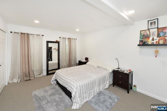 456 Sylvan, Saddle Brook, NJ 07663