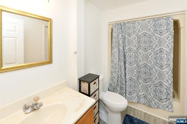 456 Sylvan, Saddle Brook, NJ 07663