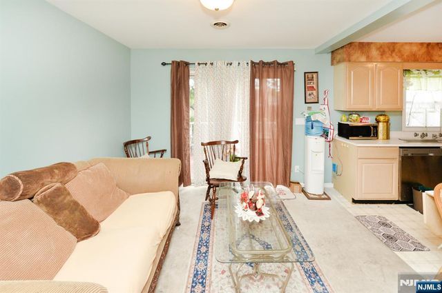 456 Sylvan, Saddle Brook, NJ 07663