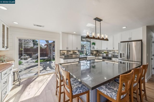 6172 Everglades Ct, Pleasanton, CA 94588