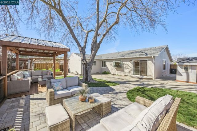 6172 Everglades Ct, Pleasanton, CA 94588