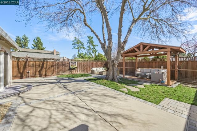 6172 Everglades Ct, Pleasanton, CA 94588