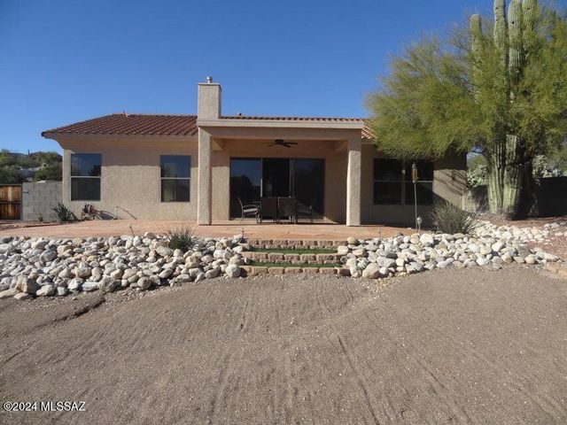5704 E Río Verde Vista Drive, Tucson, AZ 85750