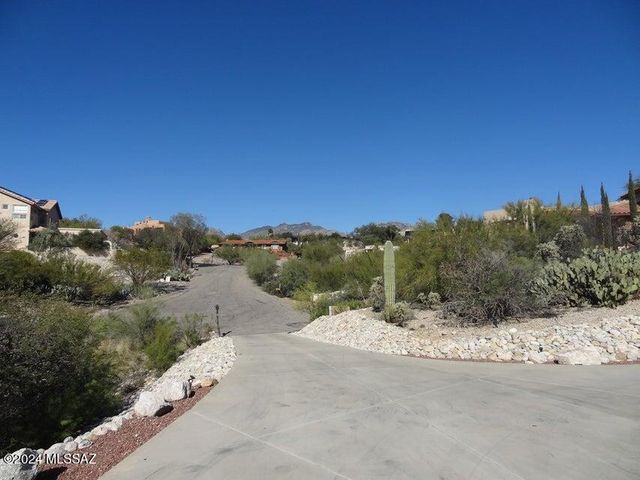 5704 E Río Verde Vista Drive, Tucson, AZ 85750