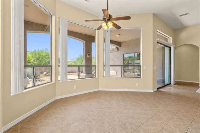 941 Talon Pointe Drive, Bullhead City, AZ 86429