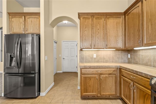 941 Talon Pointe Drive, Bullhead City, AZ 86429