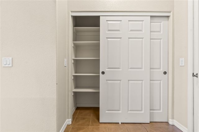 941 Talon Pointe Drive, Bullhead City, AZ 86429