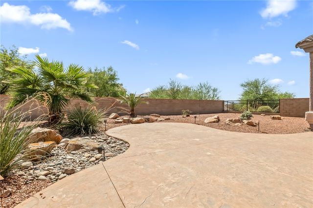 941 Talon Pointe Drive, Bullhead City, AZ 86429