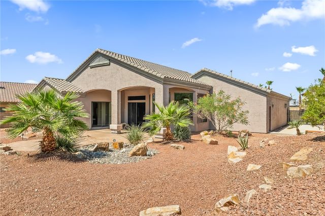 941 Talon Pointe Drive, Bullhead City, AZ 86429
