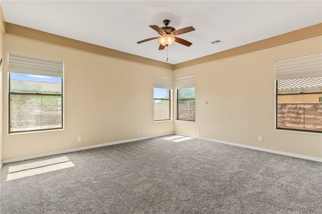 941 Talon Pointe Drive, Bullhead City, AZ 86429