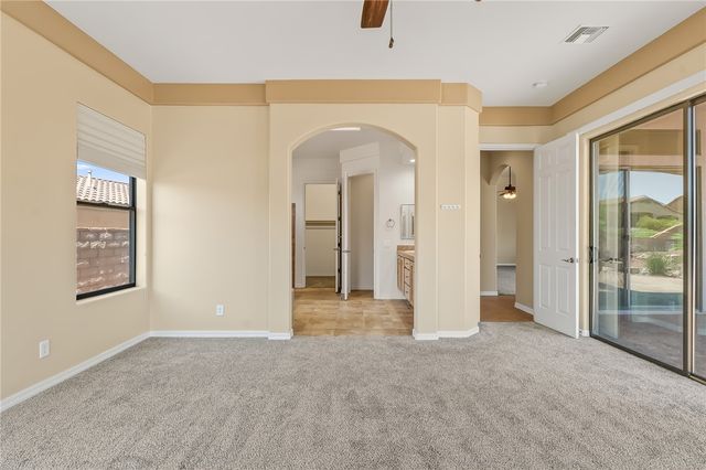 941 Talon Pointe Drive, Bullhead City, AZ 86429