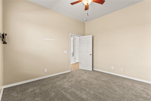 941 Talon Pointe Drive, Bullhead City, AZ 86429