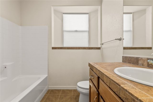 941 Talon Pointe Drive, Bullhead City, AZ 86429