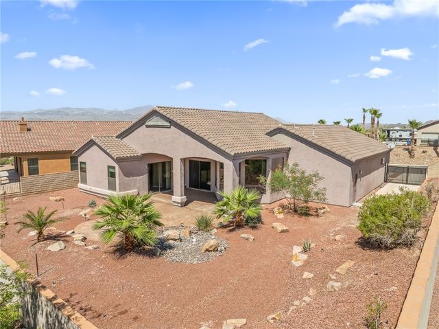 941 Talon Pointe Drive, Bullhead City, AZ 86429
