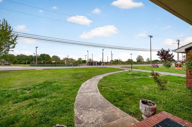407 Sunset Dr, Mcminnville, TN 37110