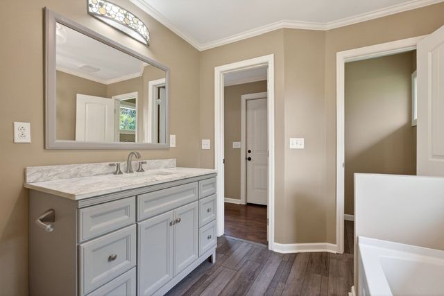 407 Sunset Dr, Mcminnville, TN 37110