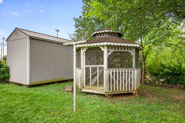 407 Sunset Dr, Mcminnville, TN 37110