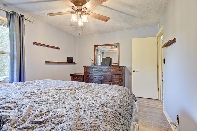 1241 Nassau Drive, Kingsport, TN 37660