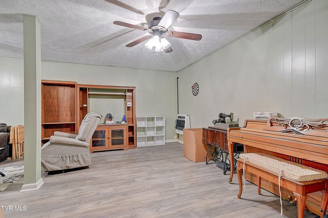 1241 Nassau Drive, Kingsport, TN 37660