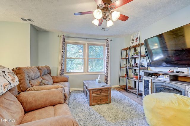 1241 Nassau Drive, Kingsport, TN 37660