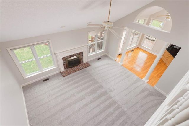 4500 Turnberry Drive, Lawrence, KS 66047