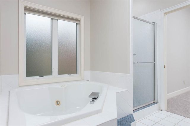 4500 Turnberry Drive, Lawrence, KS 66047