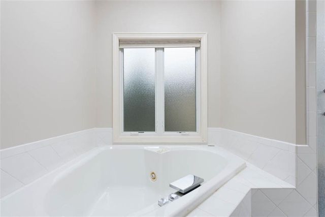 4500 Turnberry Drive, Lawrence, KS 66047