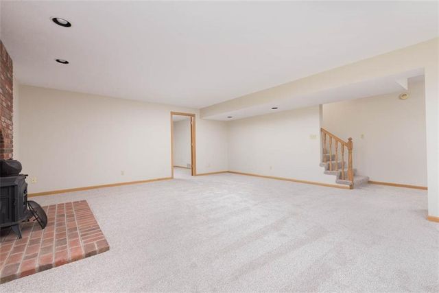 4500 Turnberry Drive, Lawrence, KS 66047