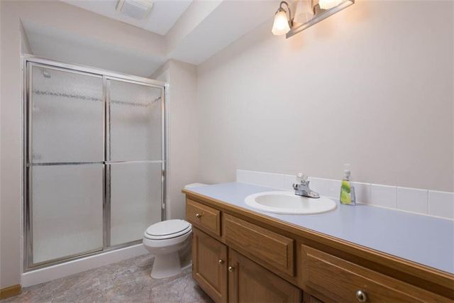 4500 Turnberry Drive, Lawrence, KS 66047