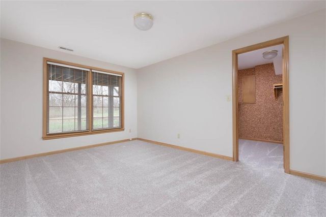 4500 Turnberry Drive, Lawrence, KS 66047