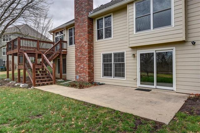 4500 Turnberry Drive, Lawrence, KS 66047