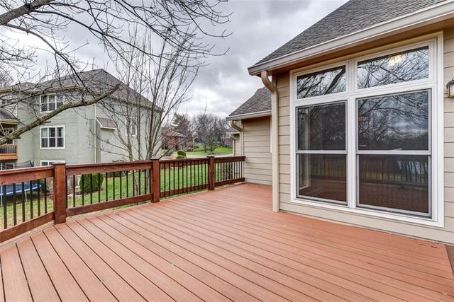 4500 Turnberry Drive, Lawrence, KS 66047