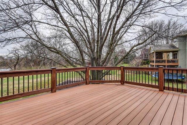 4500 Turnberry Drive, Lawrence, KS 66047