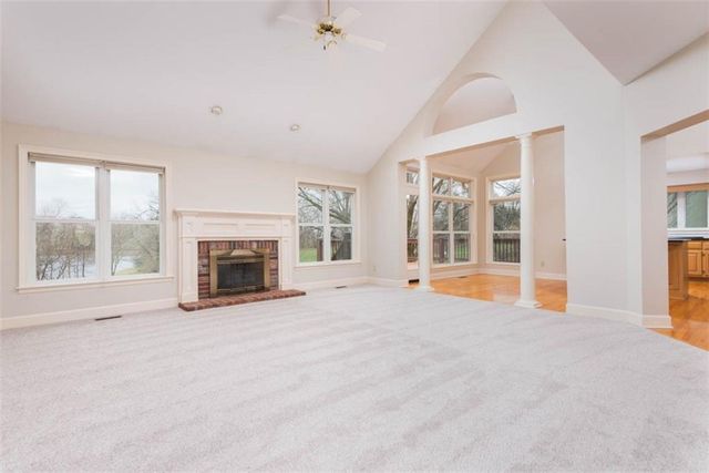 4500 Turnberry Drive, Lawrence, KS 66047