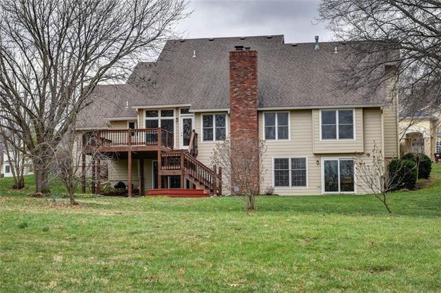 4500 Turnberry Drive, Lawrence, KS 66047