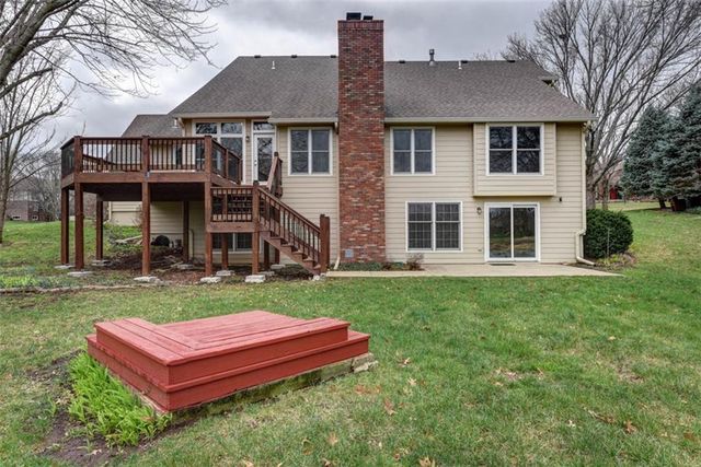 4500 Turnberry Drive, Lawrence, KS 66047