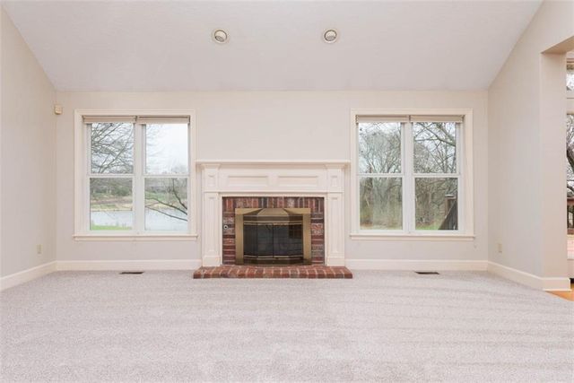 4500 Turnberry Drive, Lawrence, KS 66047